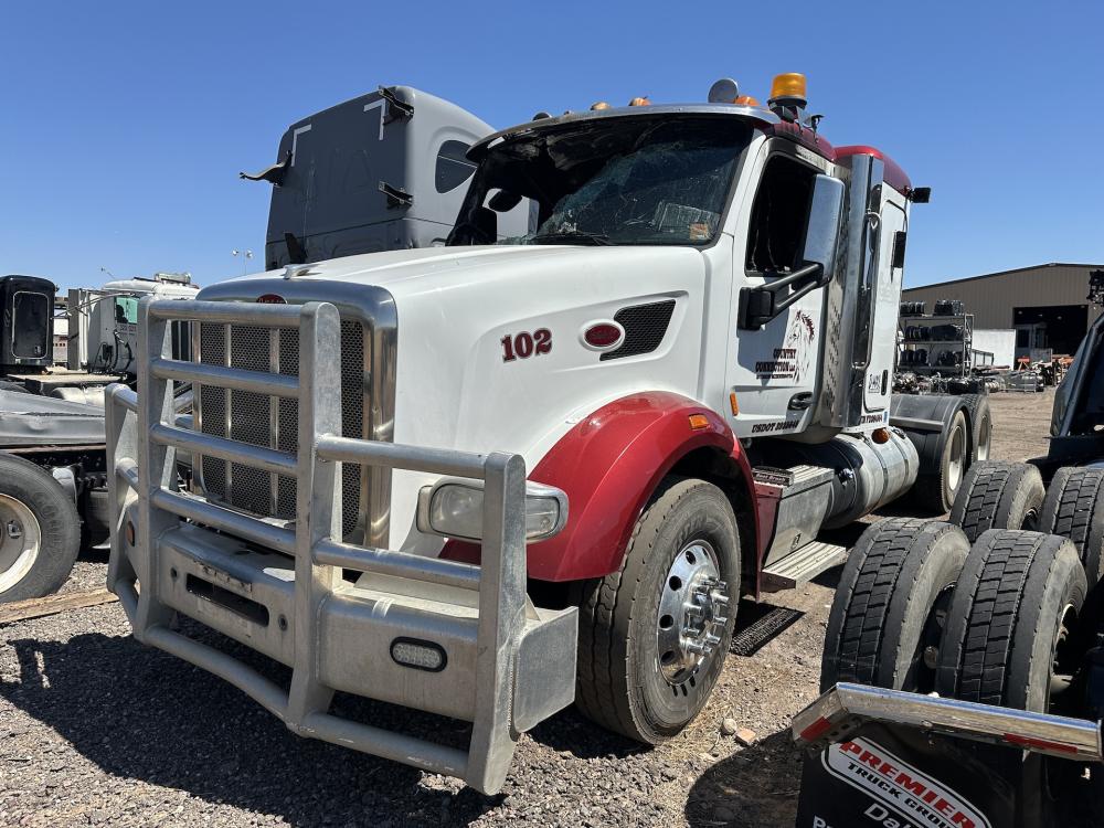 2015 Peterbilt 567