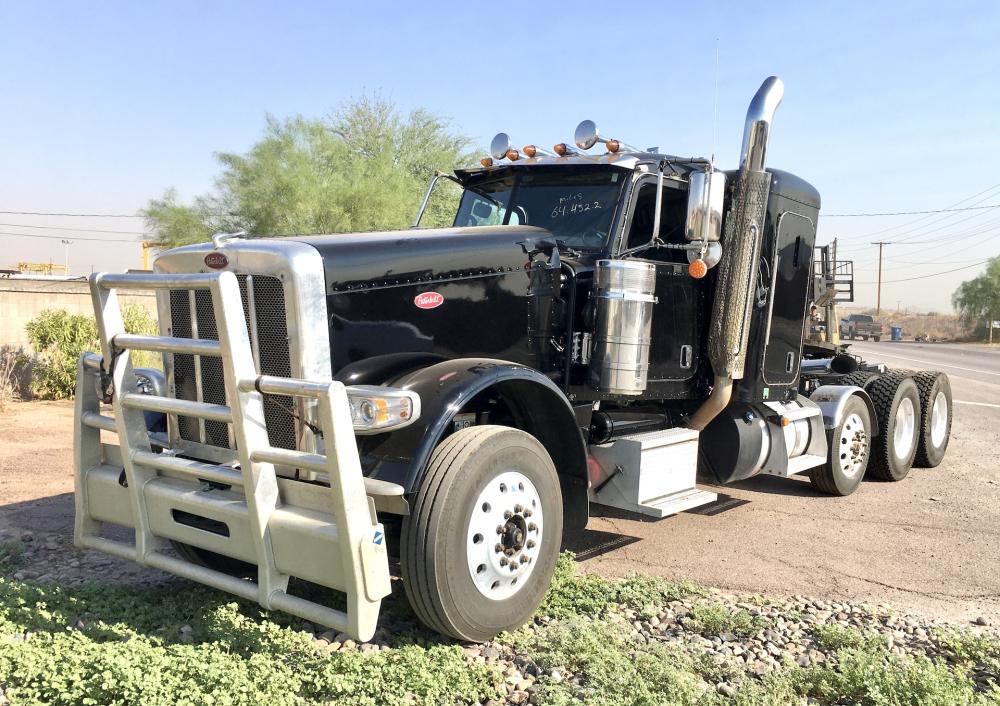 2024 Peterbilt 389