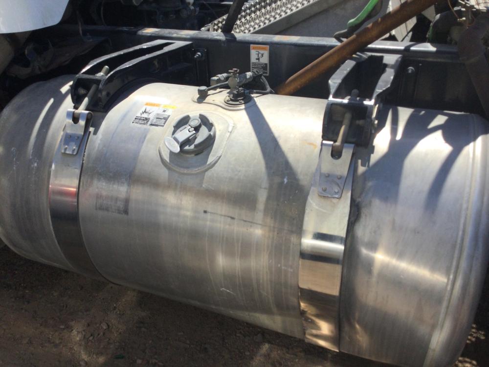 2016 Peterbilt 389 Driver sie tank 