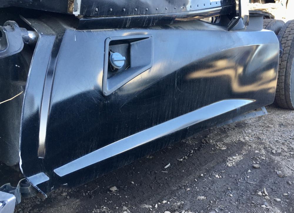 2019 KW T680 Tank Fairing 